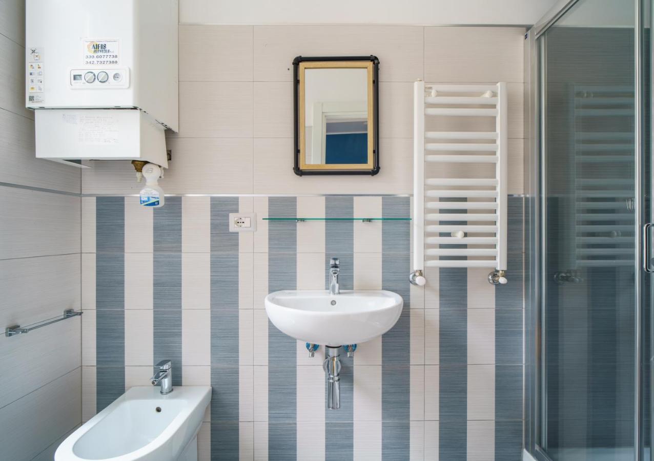 Dreamynest Quattro Cantoni - 2 Bdr Vicino Il Colosseo โรม ภายนอก รูปภาพ