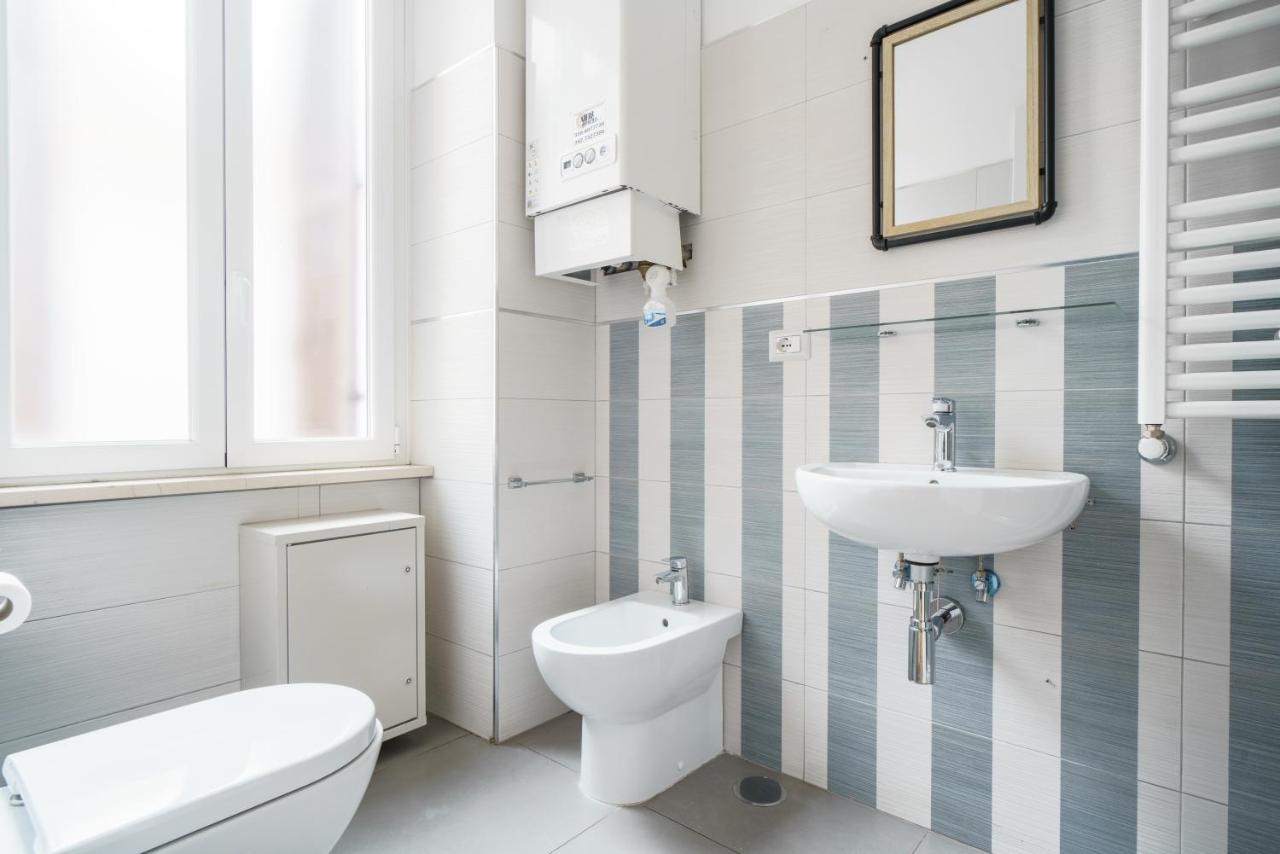 Dreamynest Quattro Cantoni - 2 Bdr Vicino Il Colosseo โรม ภายนอก รูปภาพ